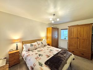 Photo 8- click for photo gallery